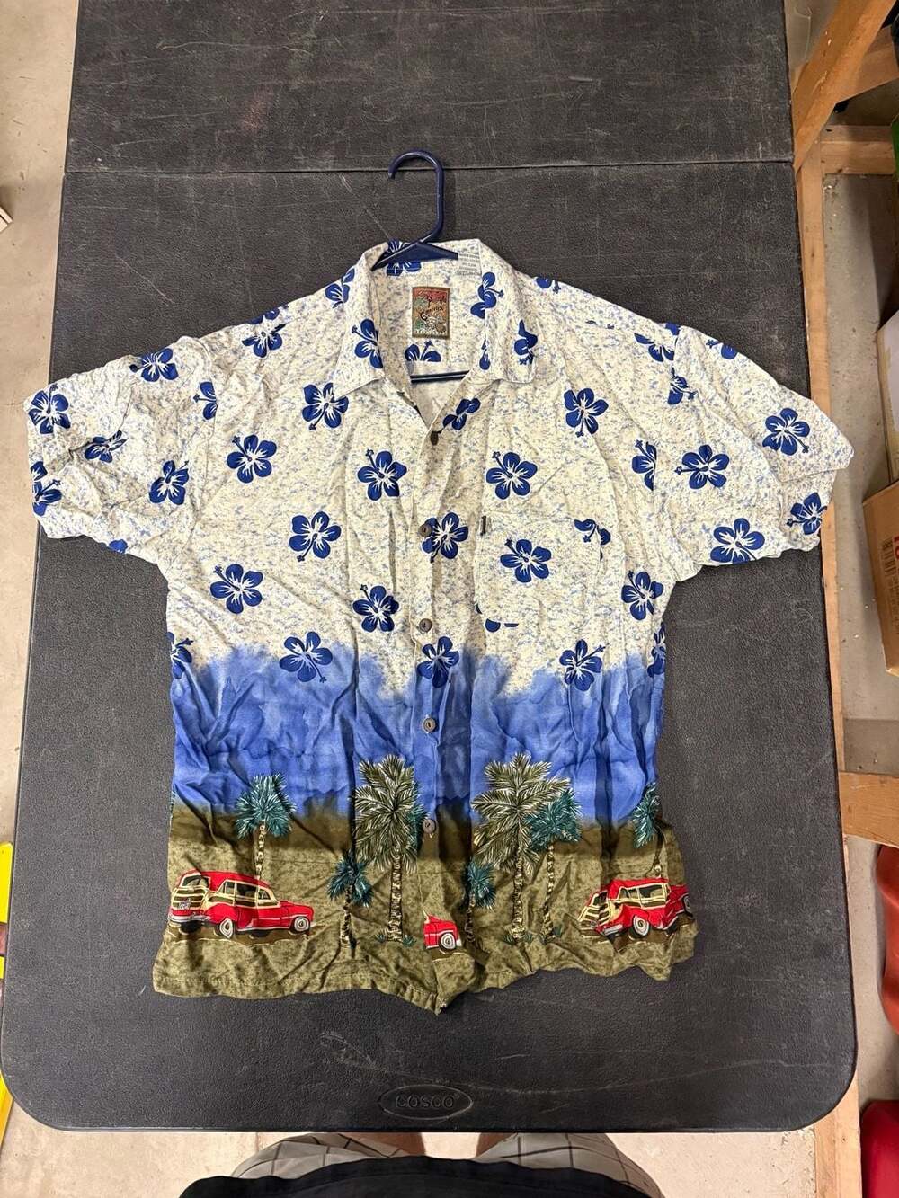 Pineapple Connection Vintage 100% Rayon Short Sleeve Hawaiian Camp Shirt with Tr